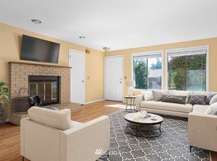 685 NW Atalanta Way APT 2, Oak Harbor, WA 98277