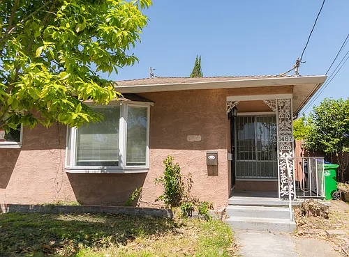1467 140th Ave #A Photo 1