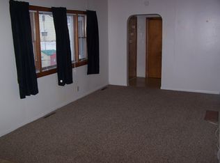 1205 9th St, Grundy Center, IA 50638
