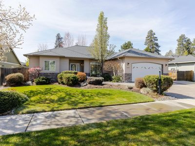 2241 SE Pilatus Ln, Bend, OR, 97702