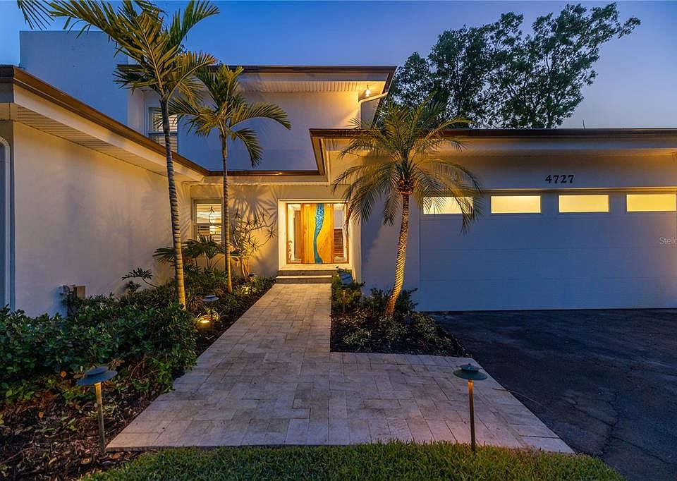 1st image of 4727 Paradise Way S