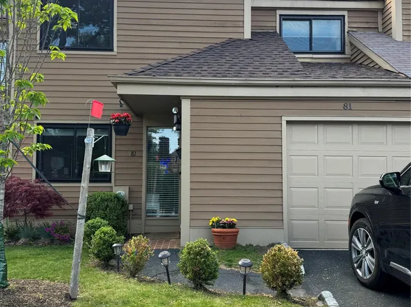 81 Greenway Close, Rye Brook, NY 10573