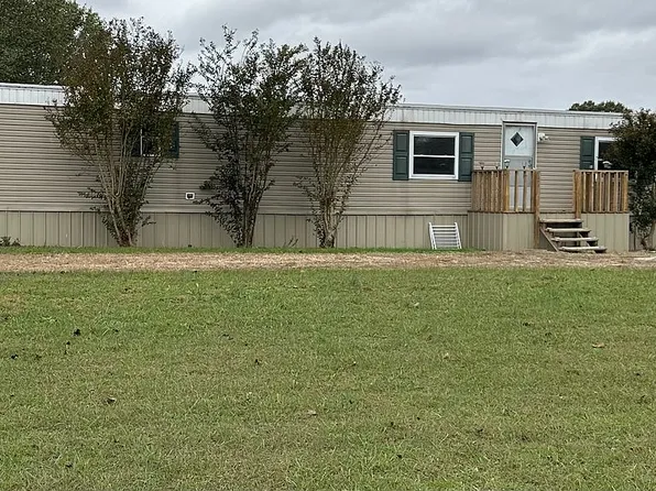 302 Saint Clair Rd, New Market, AL 35761