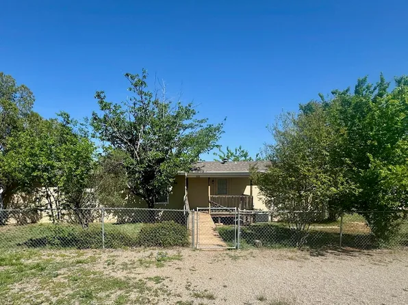 1002 Mine Street, Llano, TX 78643