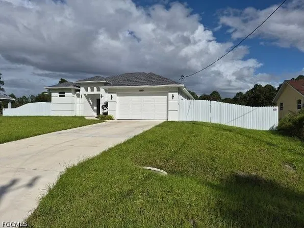 1208 Jefferson Ave, Lehigh Acres, FL 33972