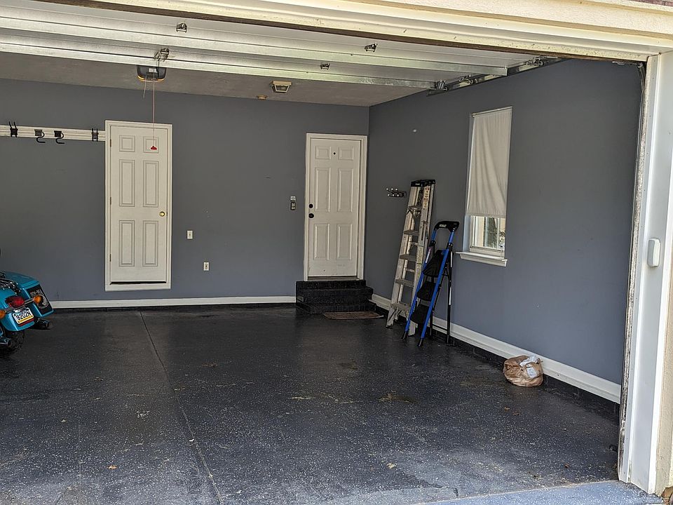 1st image of 216 Mineral Ct