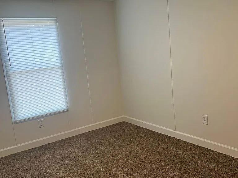 133 Summit Estates Ct — Photo 16