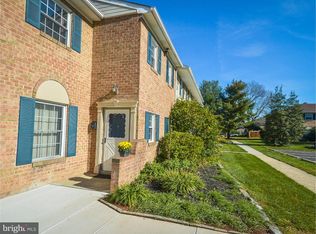 27 Delancy Ct, North Wales, PA 19454