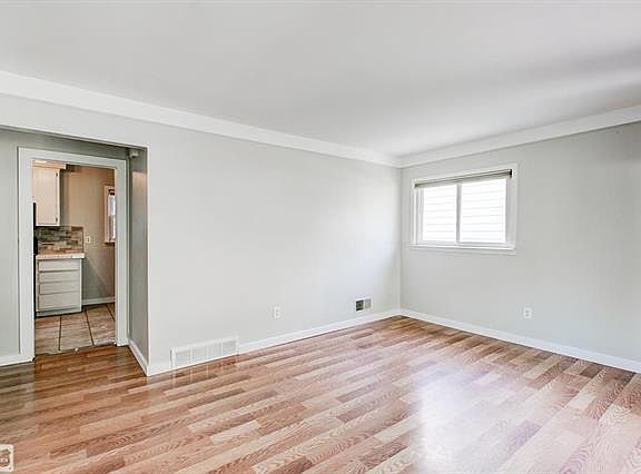 4th image of 39314 Charbeneau St