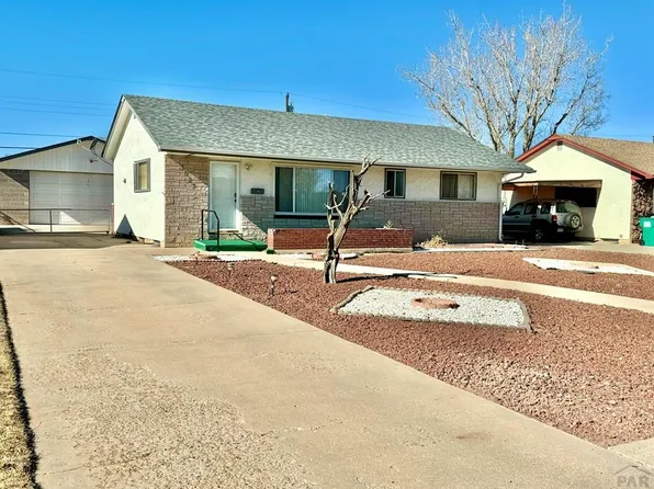 2023 Hollywood Dr, Pueblo, CO 81005