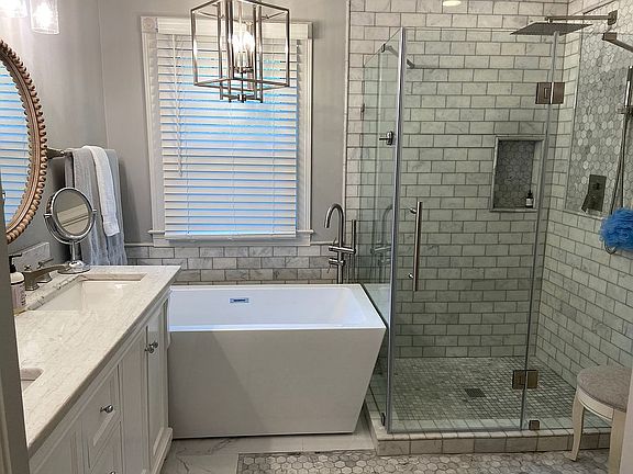 2nd image of 2429 La Cross Ct