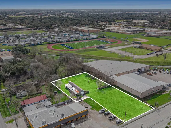 2412 Pasadena Blvd, Pasadena, TX 77502