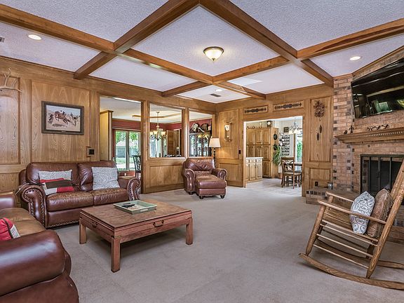 4th image of 7510 Tripp Ave