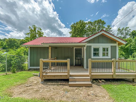 2nd image of 112 Hogum Hollow Rd