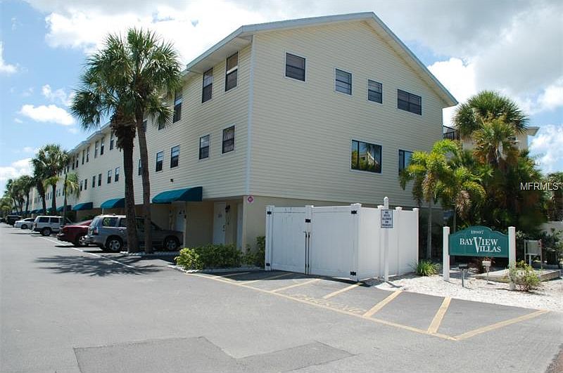 1st image of 19807 Gulf Blvd APT 123