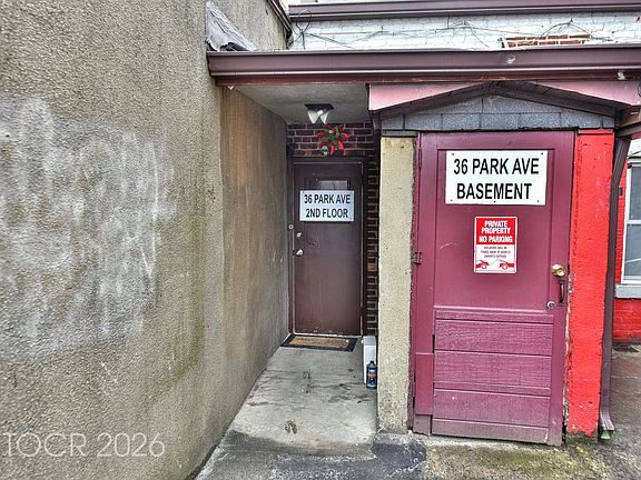 2nd image of 36 Park Ave