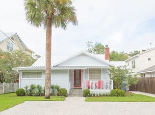 1167 Peachtree St, Saint Simons Island, GA 31522