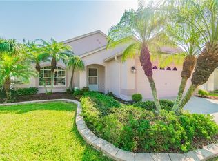 1689 Meadow Oak Ln, Tarpon Springs, FL 34689
