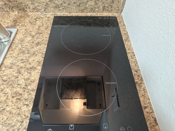 2027 E Van Buren St, Eureka Springs, AR 72632