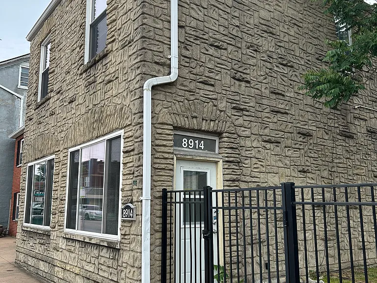 8914 Reading Rd #3 — Photo 2
