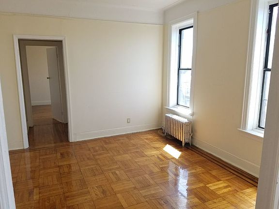 5th image of 1296 Pacific St APT 610