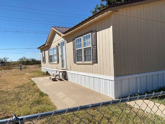 3rd image of 7100 Airline Dr