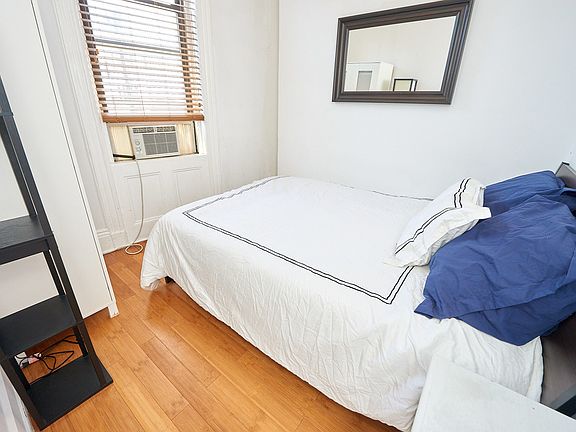 5th image of 27 Prince St #11F