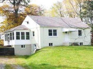 3933 Green Garden Rd, Aliquippa, PA 15001