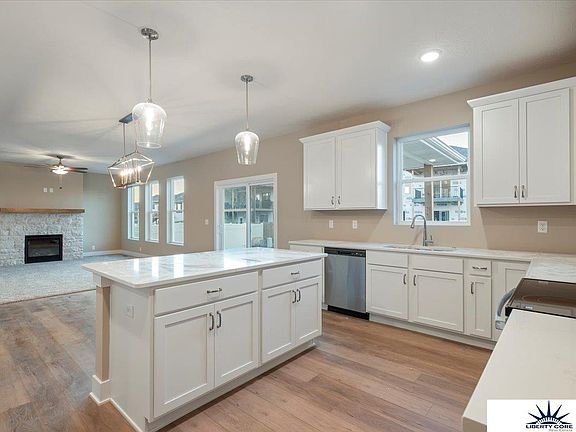 2nd image of 6914 Flint Dr