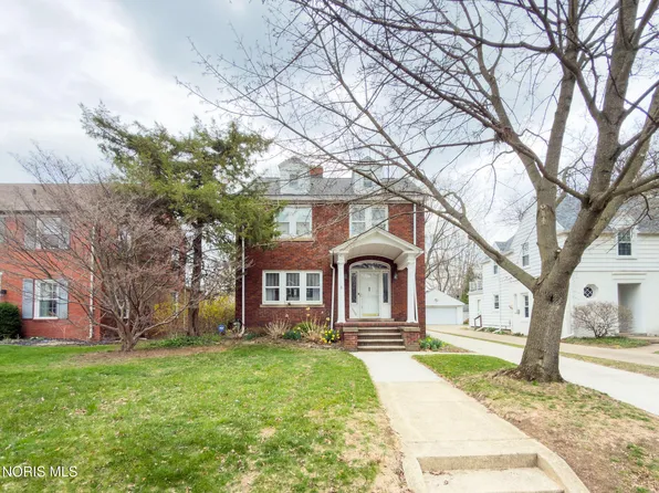 3330 Pelham Rd, Toledo, OH 43606