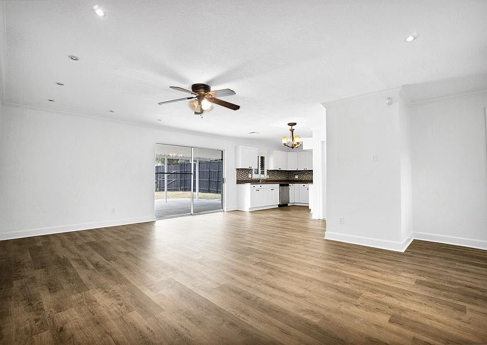 1st image of 3417 Chelsea Ln