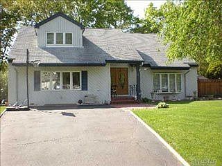 3rd image of 22 Yosemite Ln