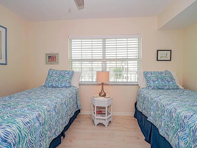 1441 Ocean Dr — Photo 23