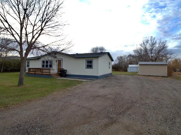 710 64th Ave NE, Minot, ND 58703