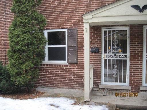 1st image of 1516 W Pratt Blvd Unit D