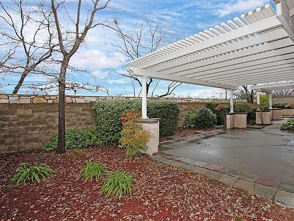 5th image of 5146 Garlenda Dr