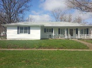 314 E 3rd St, Salisbury, MO 65281