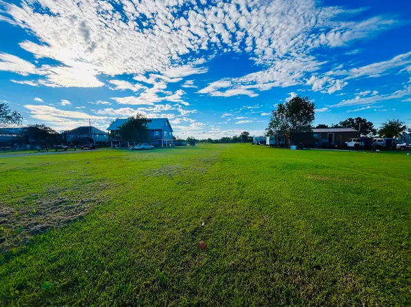 518 Crochetville Rd, Montegut, LA 70377