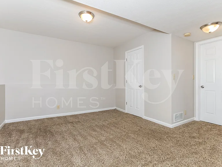 7386 Sterling Springs Way — Photo 13