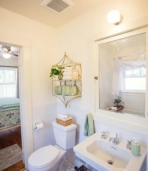 Bathroom #2
