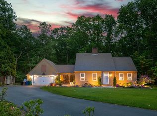 200 Quaker Ln, Scituate, RI 02857