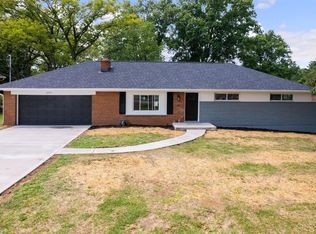 8927 Cheviot Rd, Cincinnati, OH 45251