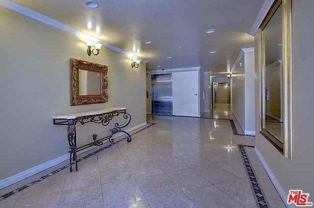 Common area/Hall way