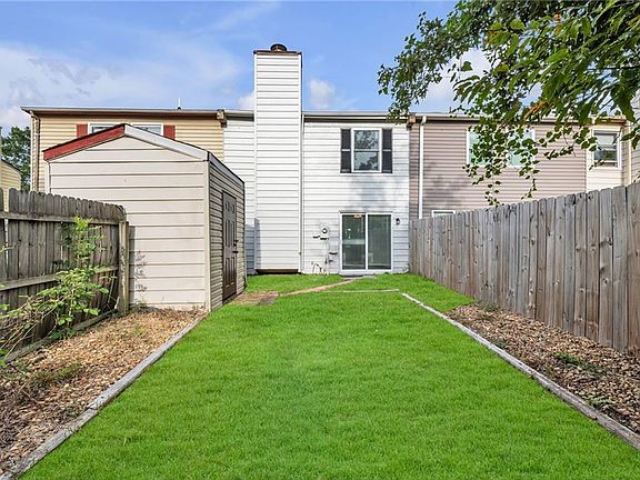 3rd image of 1319 River Birch Run S