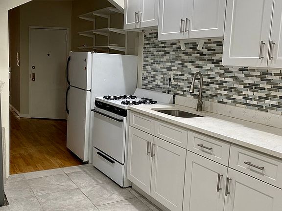 3rd image of 160 7th Ave APT 2R