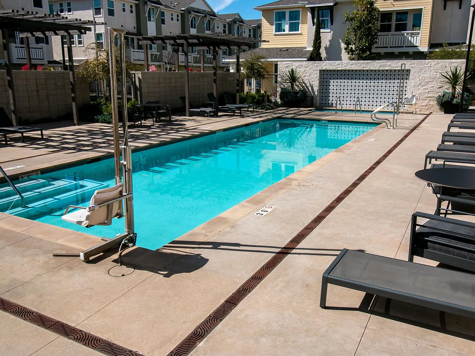 570 Bolinas Way — Photo 2