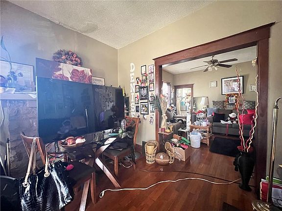 4th image of 4601 S Benton Ave