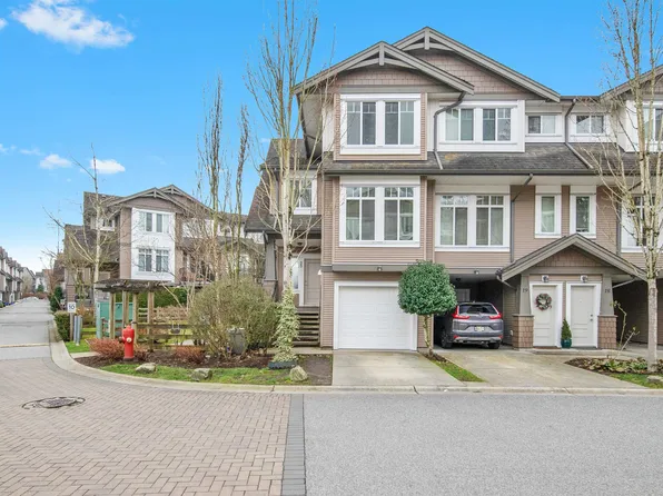 8250 209b St #20, Langley, BC V2Y 0J7