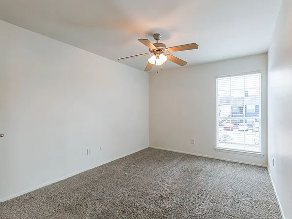 3rd image of 1100 Graham Dr #1704