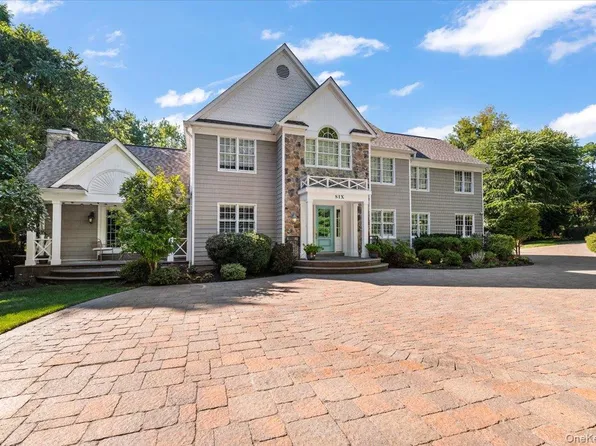 6 Maureen Drive, Mount Sinai, NY 11766
